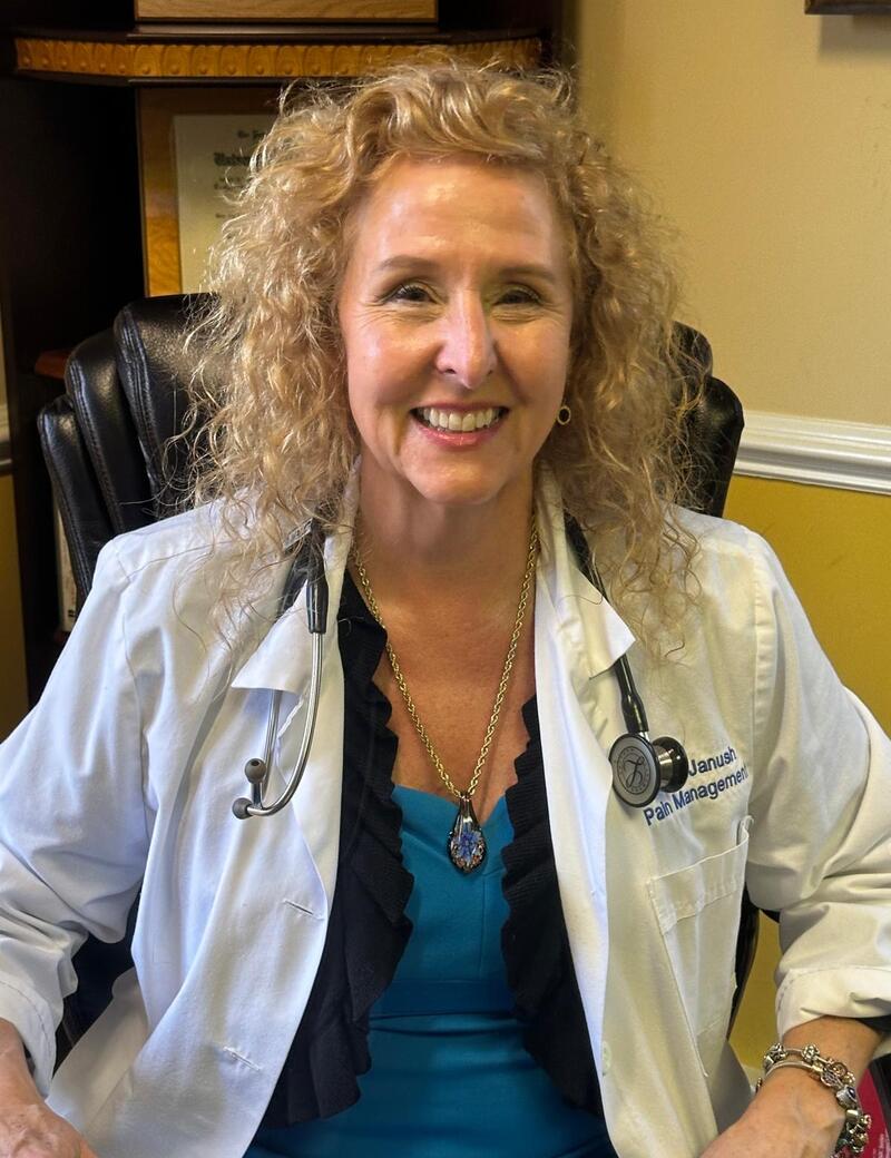 Dr. Rachelle Janush